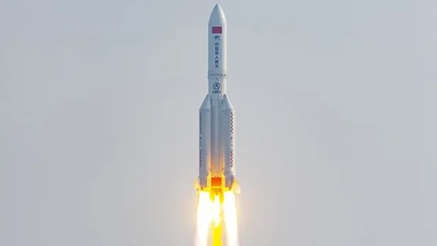 Çin Roketi CANLI İZLE | Çin Roketi düştü mü? Çin roketi nereye düştü? Türkiye’ye roket düştü mü?