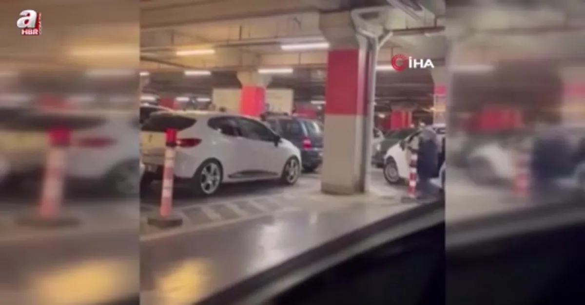 AVM otoparkında iki aile arasında kavga