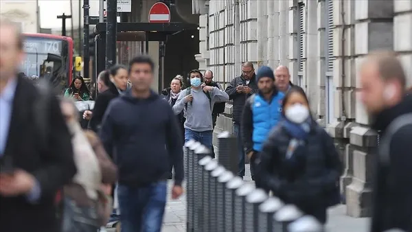 İngiltere'de korkutan koronavirüs uyarısı! Yeni dalga mı gelecek? - 1