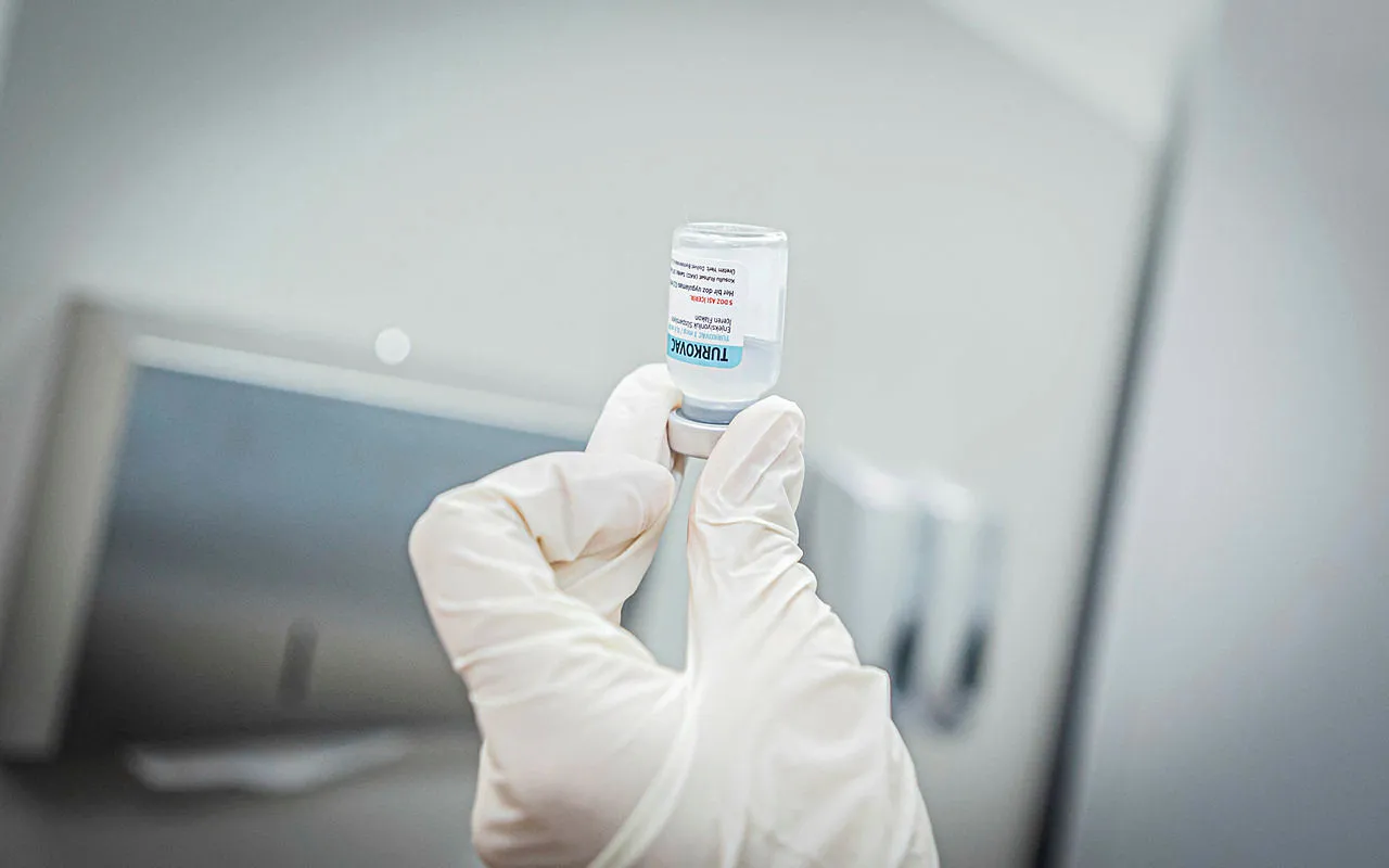 Türk hekimlerinin başarısı TURKOVAC! Nasıl geliştirildi, varyantlara karşı ne kadar etkili?