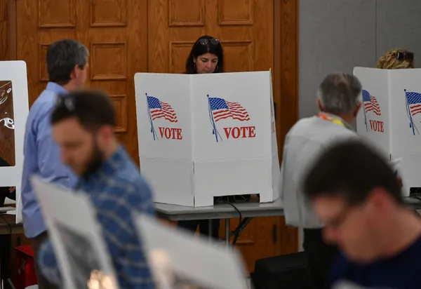 ABD’de nefesler tutuldu! Kongre ara seçimlerinde son durum