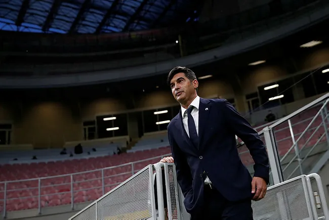 son-dakika-fenerbahcede-teknik-direktor-belli-oldu-1625053847927.jpg Son dakika: Fenerbahçe Paulo Fonseca ile anlaştı mı? Flaş açıklama - 3
