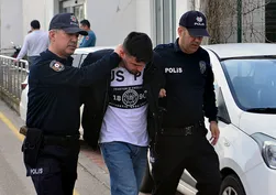 Otomobili ayağıyla kullandı, para cezası kesildi: "Keşke yapmasaydım"