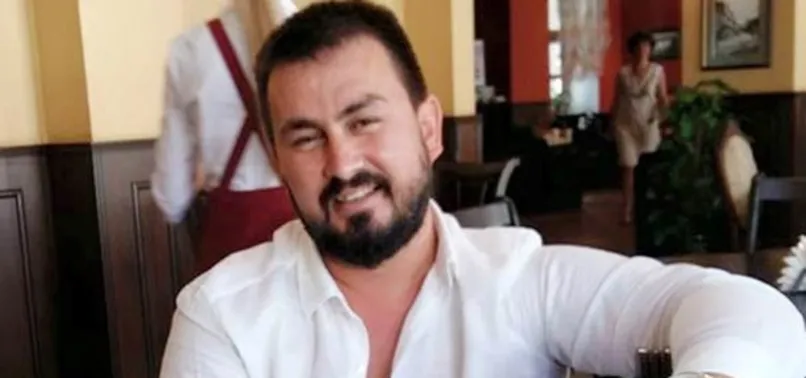 Lüks villada tabancayla intihar