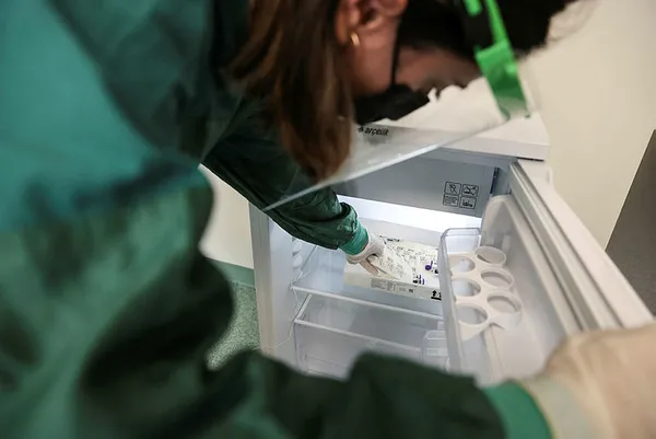 Biontech’in kurucu ortağı Prof. Dr. Uğur Şahin’den 3. doz Kovid-19 aşısı, antikor ve Delta varyantı açıklaması