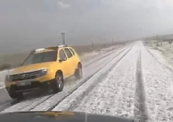 Ağustos ayında Kars beyaza büründü