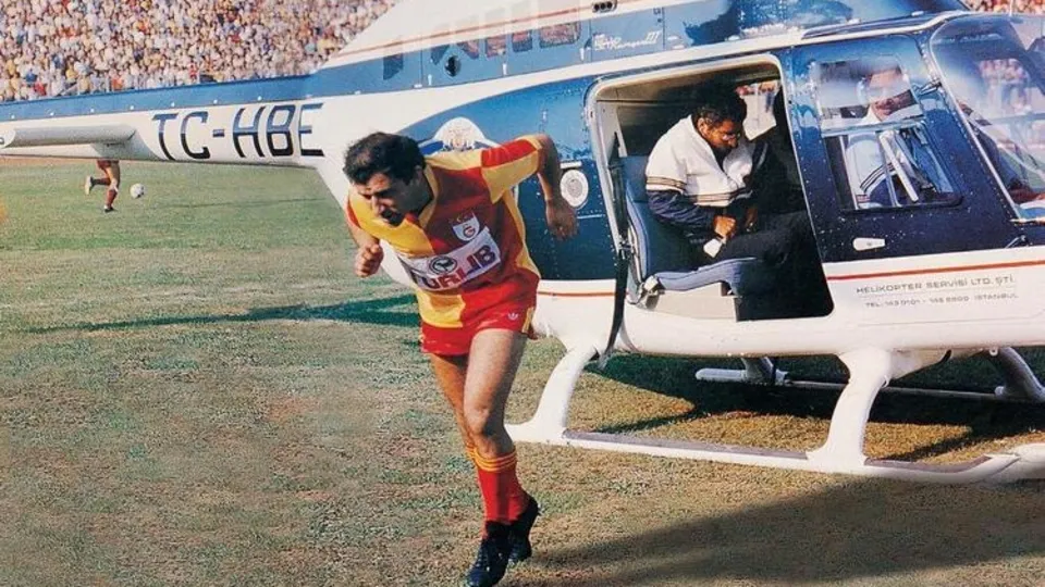 Galatasaray'ın yıldızı Fatih Terim gibi jübile yapacak! Helikopter'den inip...
