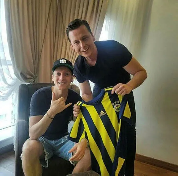 Fenerbahçe’nin Mesut Özil transferinin detayları belli oldu! Mesut Özil’e ne kadar ödenecek?