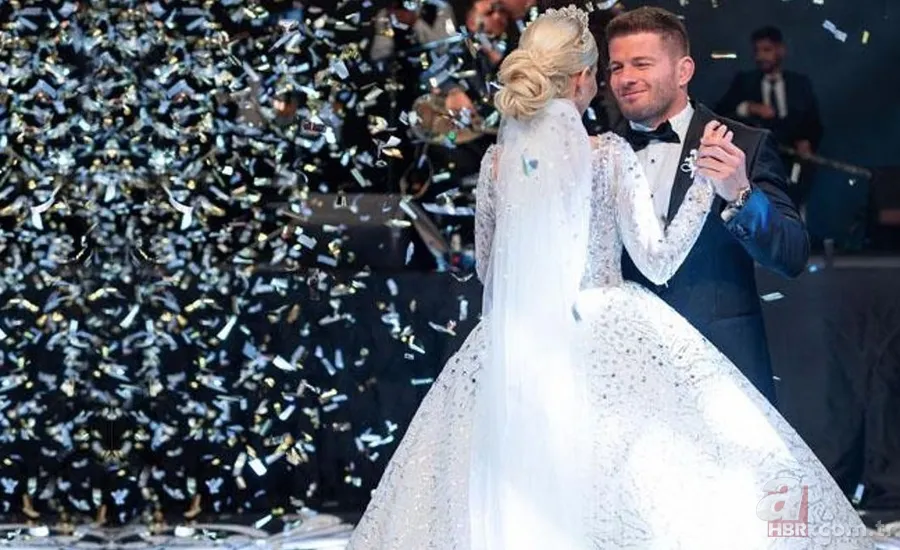 Survivor şampiyonu İsmail Balaban İlayda Şeker ile evlendi! Düğünde paralar hava uçuşmuştu! İlayda Şeker ve İsmail Balaban'dan olay pozlar 2