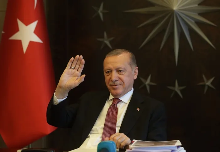 Son dakika: Başkan Erdoğan yardım yapılan ailelerle görüştü - 3