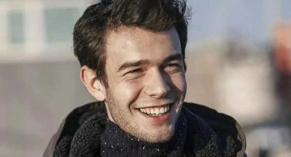 Aytaç Şaşmaz’ın eski sevgilisi O Ses Türkiye’de! Cemre Baysel kimdir, hangi dizilerde oynadı?