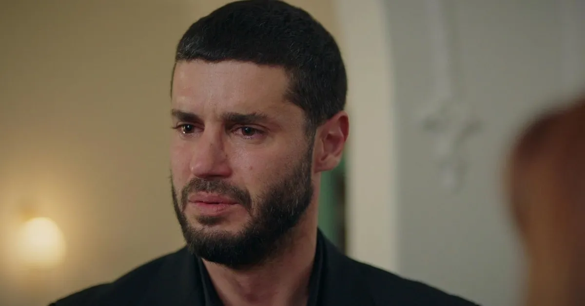 Bir Küçük Gün Işığı 30. bölüm 2. fragmanı! "Evet gerçek bu! Ben senin baban değilim."