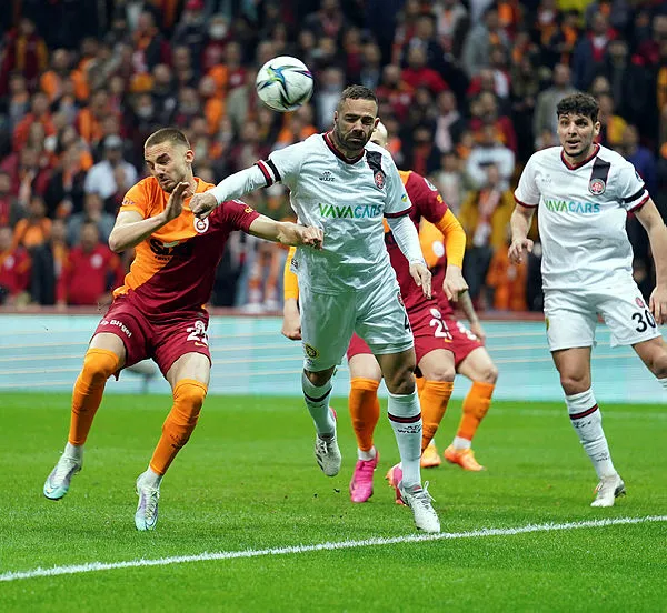 galatasaray-vavacars-fatih-karagumruk-2-0-mac-sonucu-ozet-1648927971345.jpg Galatasaray - VavaCars Fatih Karagümrük: 2-0 (MAÇ SONUCU ÖZET) - 3
