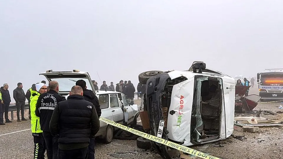 Kırşehir’de zincirleme kaza: 2 ölü
