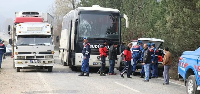 Bolu’da öğrencileri taşıyan otobüs kaza yaptı