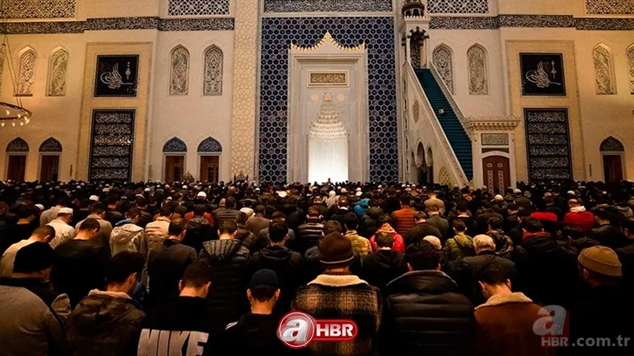 İl il Ramazan bayramı namazı saati ne zaman, kaçta kılınacak? BAYRAM NAMAZI SAATİ Diyanet 2023 | Ankara, İstanbul, İzmir... 16