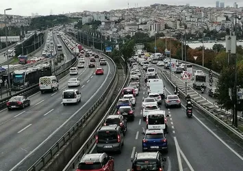 İstanbul'da trafik çilesi! Yüzde 80'e ulaştı
