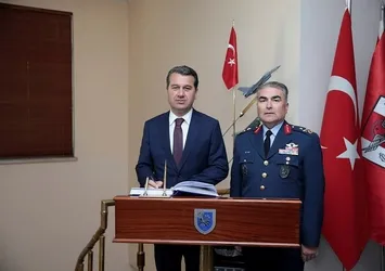 YAŞ üyesi Korgeneral Şanver emekliliğini istedi