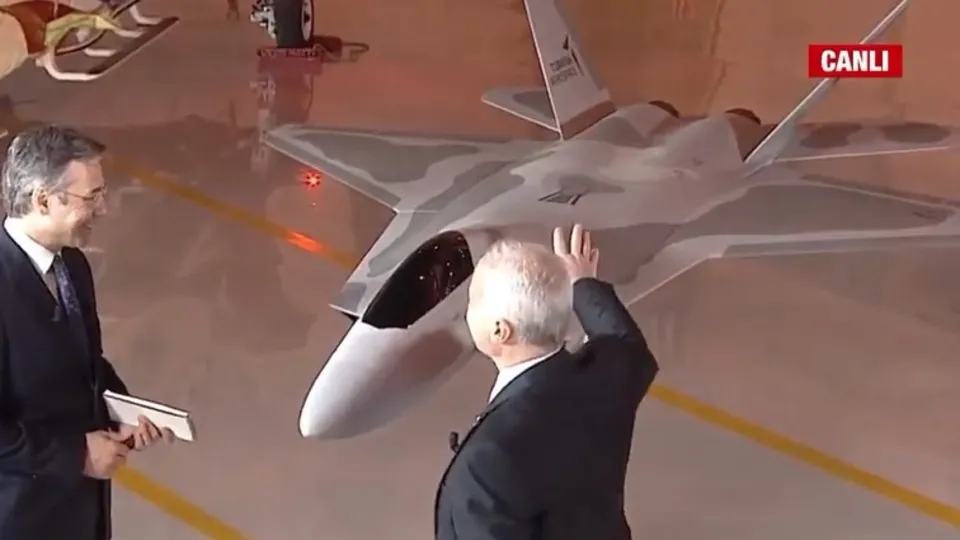Temel Kotil’den A Haber’de Milli Muharip Uçak açıklaması