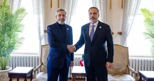 Bakan Fidan İranlı mevkidaşı ile görüştü