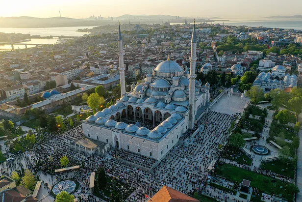 bugunku-cuma-hutbesi-diyanet-30-aralik-2022-cuma-hutbesi-konusu-nedir-hutbe-arapca-ve-turkce-tam-metni-1672380760711.jpg Bugünkü Cuma hutbesi: Diyanet 30 Aralık 2022 Cuma hutbesi konusu nedir? Hutbe Arapça ve Türkçe tam metni... - 2