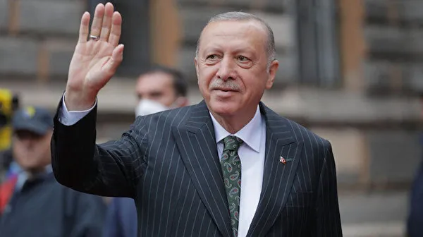 1645892983145.jpg Başkan Erdoğan'a sürpriz doğum günü telefonu! İyi ki doğdun Reis sloganlarıyla kutladılar - 3