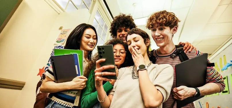 Cep telefonu satışlarında Samsung’dan öğrenci ve öğretmenleri sevindiren indirim Cep telefonu satışlarında Samsung’dan öğrenci ve öğretmenleri sevindiren indirim