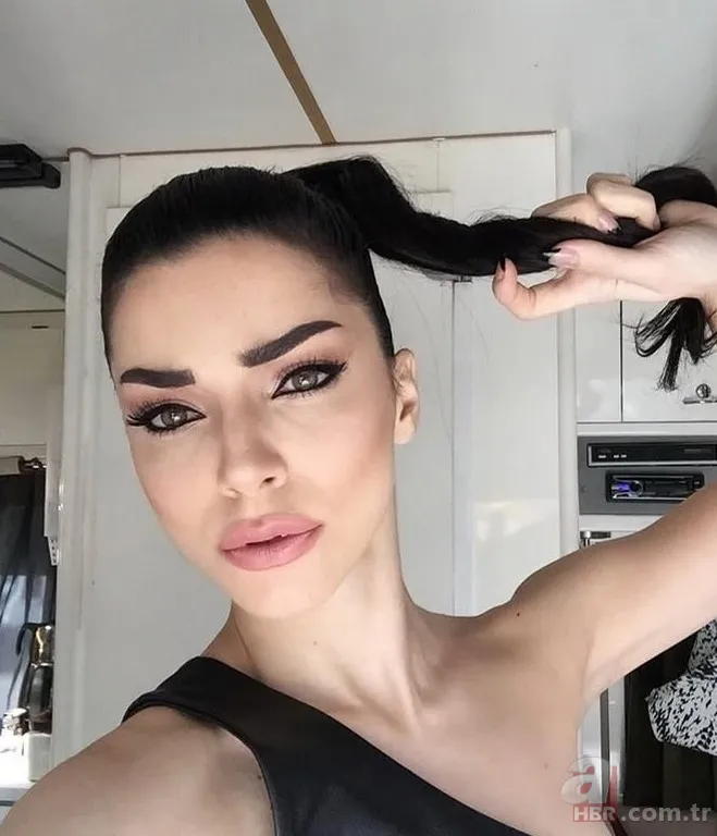 Kimi şarkıcı kimi oyuncu oldu! Ünlülerin çocukluk halleri görenleri şaşırttı 14