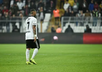 Quaresma kalacağını açıkladı