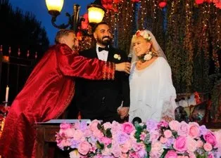 Zerrin Özer sevgilisi Murat Akınca ile sürpriz şekilde evlendi