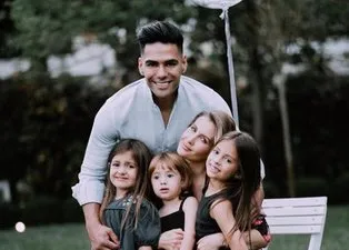 Galatasaray’ın yıldızı Falcao Göktürk’teki villa için milyonlarca euroyu gözden çıkardı!