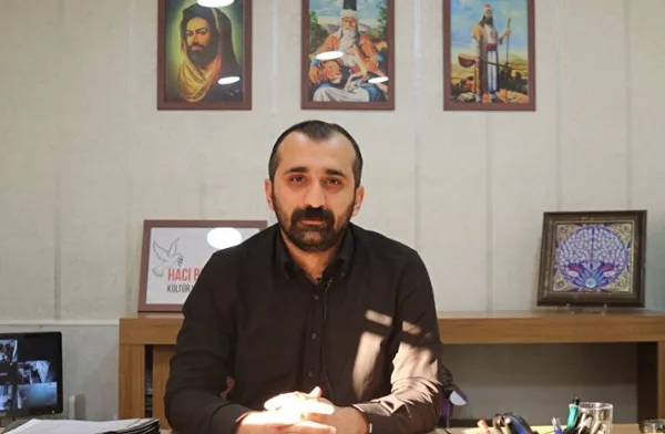 terore-destekten-khk-ile-ihrac-edilen-prof-dr-aysen-uysalin-izmir-buyuksehir-belediyesinden-maas-aldigi-ortaya-1686063414816.jpg Teröre destekten KHK'yla ihraç edilen Prof. Dr. Ayşen Uysal'a CHP'li İzmir Büyükşehir Belediyesinden maaş! - 8
