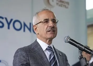 Ulaştırma ve Altyapı Bakanı Abdulkadir Uraloğlu'ndan canlı yayında İstanbul'a metro müjdesi!