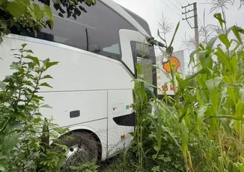 Samsun'da kamyonete branda çeken kişilere otobüs çarptı: 1 ölü 1 yaralı