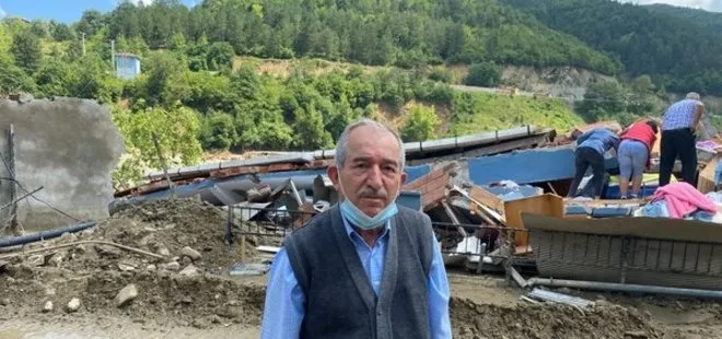 Almanya’dan Sinop’a geldi felaketi yaşadı: Sadece bir şemsiye kaldı