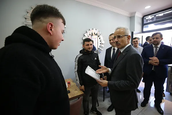 Eser ve hizmet siyaseti! Bakan Uraloğlu Erdoğan gibi bir liderin temsilcileriyiz diyerek rakamları duyurdu