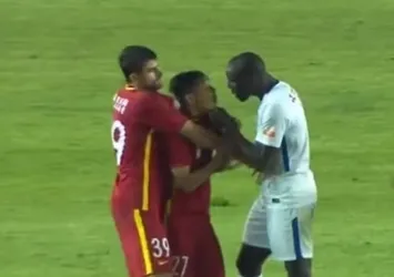 Demba Ba, Çin'de ırkçılığa maruz kaldı!