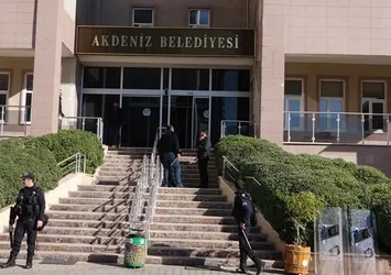 HDP'li Akdeniz Belediyesi'ne kayyum atandı