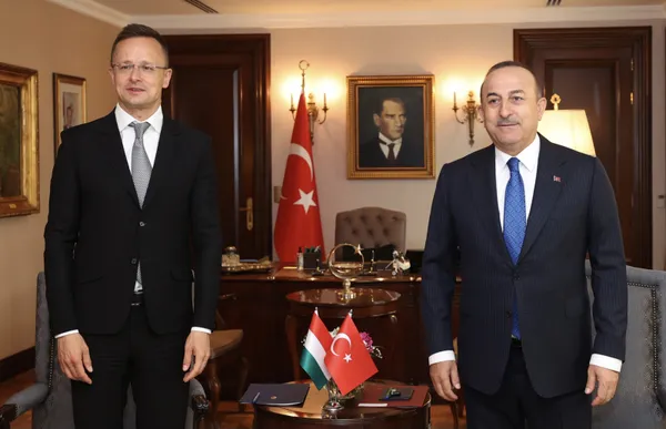 son-dakika-turkiyenin-ukrayna-diplomasisi-disisleri-bakani-mevlut-cavusoglundan-onemli-aciklamalar-1650362106009.jpg Son dakika: Türkiye'nin Ukrayna diplomasisi | Dışişleri Bakanı Mevlüt Çavuşoğlu'ndan önemli açıklamalar - 1