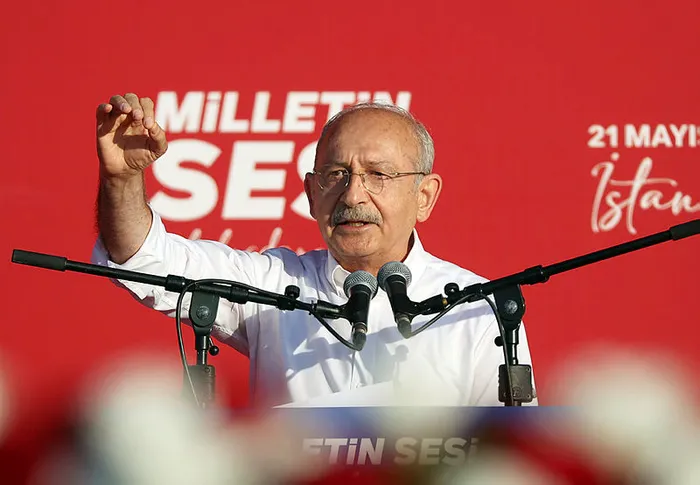 Kemal Kılıçdaroğlu Maltepe'de "adaylık mitingi" mi yaptı? | Akşam Gazetesi Yazarı Kurtuluş Tayiz: Rol çalmaya çalışıyor! - 4