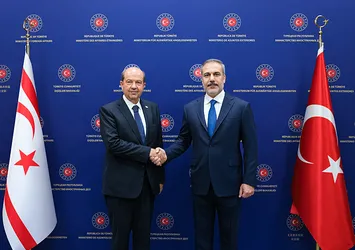 Bakan Fidan KKTC Cumhurbaşkanı Tatar ile görüştü