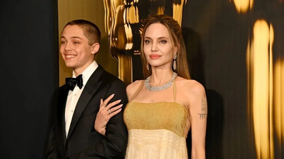 Angelina Jolie oğluyla davete katıldı! Son hali ilgi odağı oldu