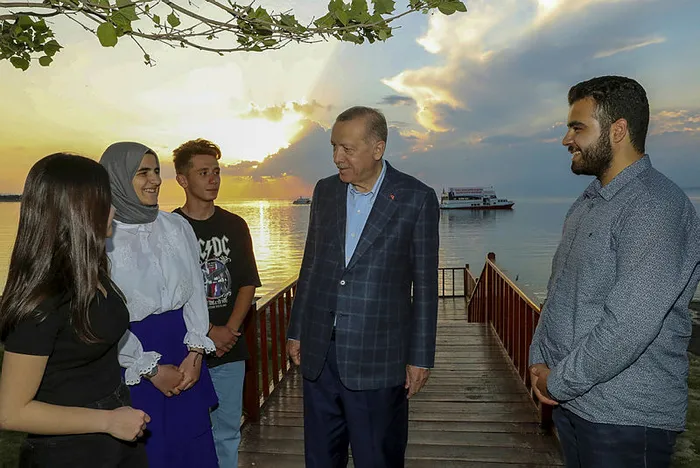 Başkan Erdoğan, gençlerle Van’da bir araya geldi: Kılıçdaroğlu kasımda seçim yok! Sen aday mısın değil misin... - 7