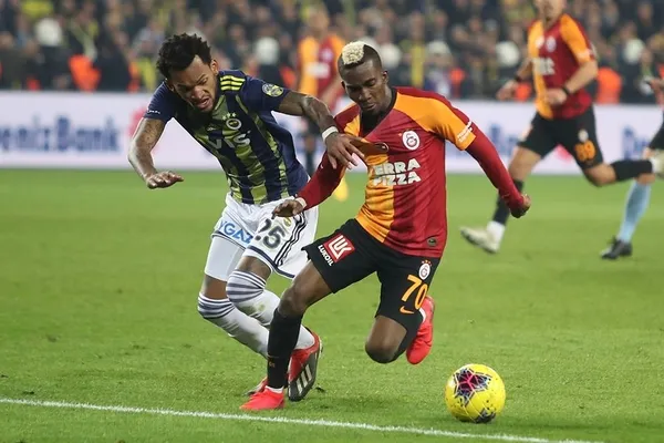 onyekuruda-son-dakika-gelismesi-galatasaraya-transfer-olan-nijeryali-oyuncunun-istanbula-gelis-saati-belli-oldu-1611345137179.jpg Onyekuru'da son dakika gelişmesi! Galatasaray'a transfer olan Nijeryalı oyuncunun İstanbul'a geliş saati belli oldu - 4