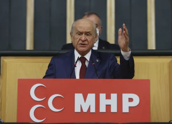 son-dakika-mhp-grup-toplantisinda-bahceliden-onemli-aciklamalar-1619509154394.jpg Son dakika: MHP lideri Bahçeli HDP'ye ateş püskürdü: Ermenistan'a iltica etsinler - 5