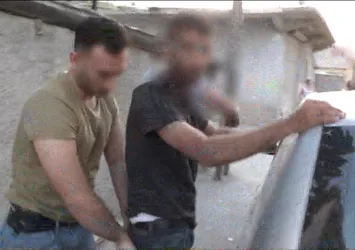 Adana'da zehir tacirleri ‘bombacı’ çıktı