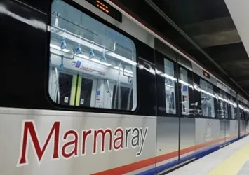 Marmaray'da bir ilk! Avrupa-Asya arasında kesintisiz demir yolu ulaşımı başladı