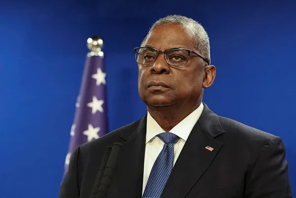abd-savunma-bakani-austinin-hastaneye-kaldirilmasinda-bomba-detaylar-joe-biden-dahil-kimsenin-haberi-yoktu-1704697306513.jpeg ABD Savunma Bakanı Austin'in hastaneye kaldırılmasında bomba detaylar: Joe Biden dahil kimsenin haberi yoktu - 3