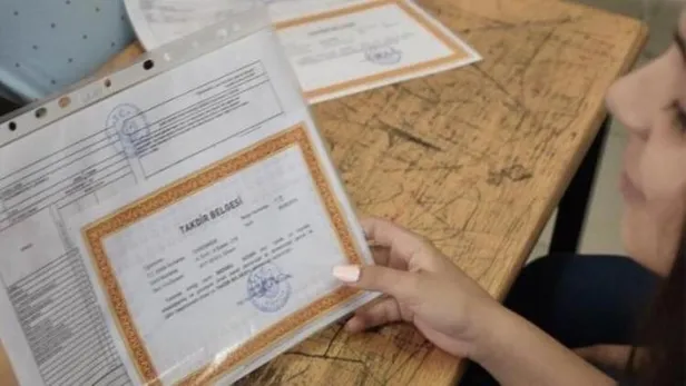 Karne görüşleri 2023! 1,2,3,4,5,6,7,8. sınıf başarılı, orta başarılı ve başarısız öğrenciler için olumlu - olumsuz öğretmen karne görüşleri!