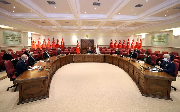 Son dakika: Milli Savunma Bakanı Hulusi Akar’dan darbe imalı bildiriye sert tepki